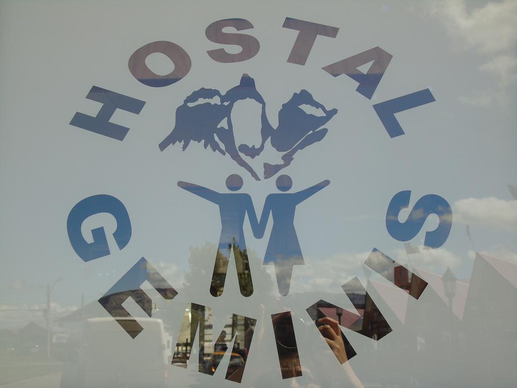 Hostal Geminis Puerto Natales Eksteriør bilde