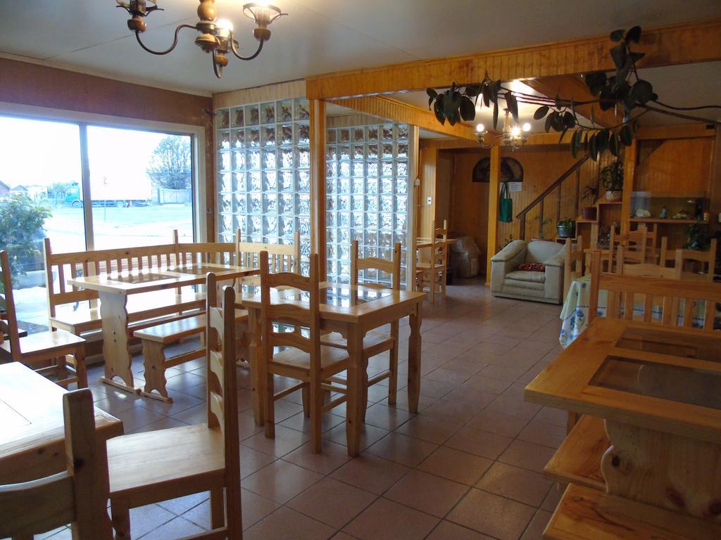 Hostal Geminis Puerto Natales Eksteriør bilde